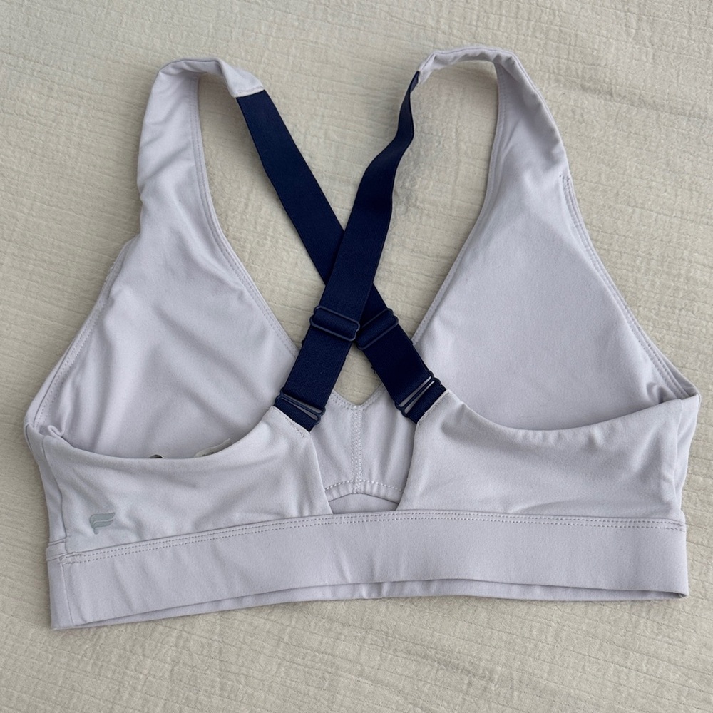 Fabletics Black Long Sleeve Performance Top & Sport Bra Bundle - Picture 4 of 4